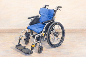 神戸市立総合福祉センター 車いす