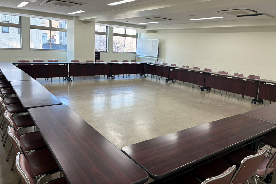 神戸市立総合福祉センター : 第1会議室