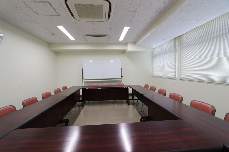 神戸市立総合福祉センター : 第3会議室 : Image Gallery03